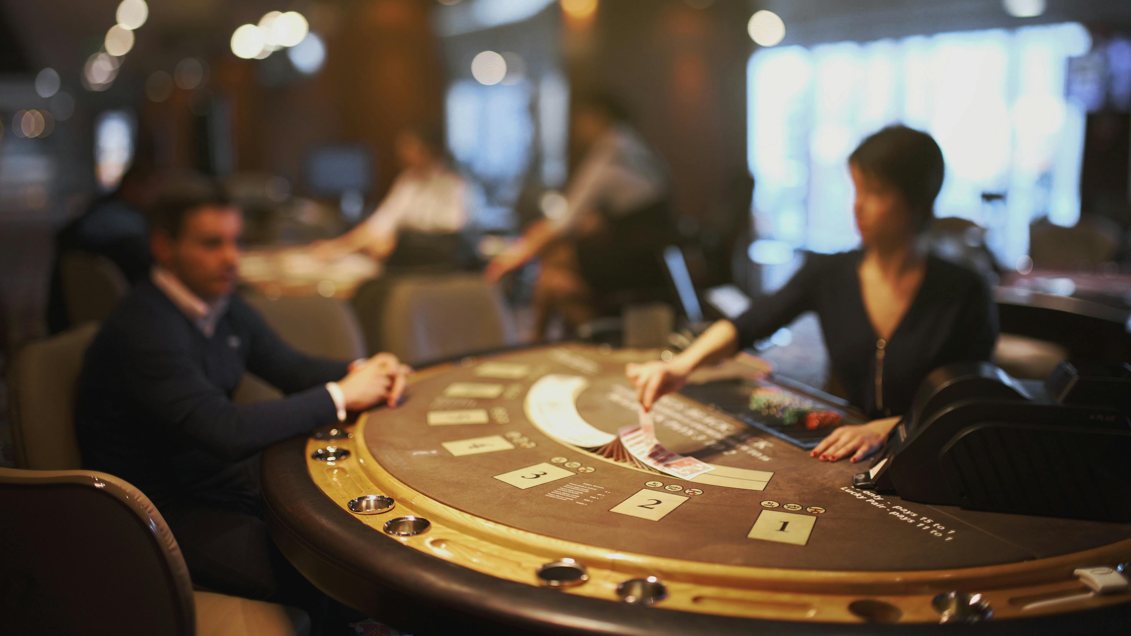 Responsible roulette browsing image for 40 bdt with a neon dark casino interface style